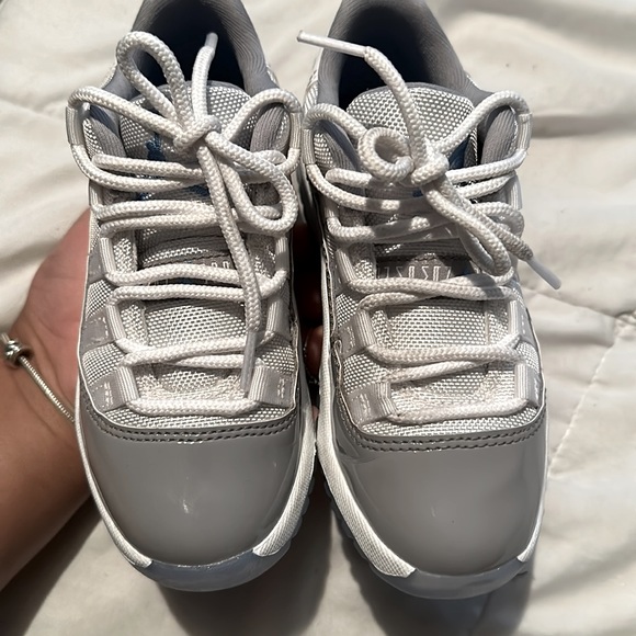 Jordan 11s Preschool size 12 c . - Picture 2 of 2